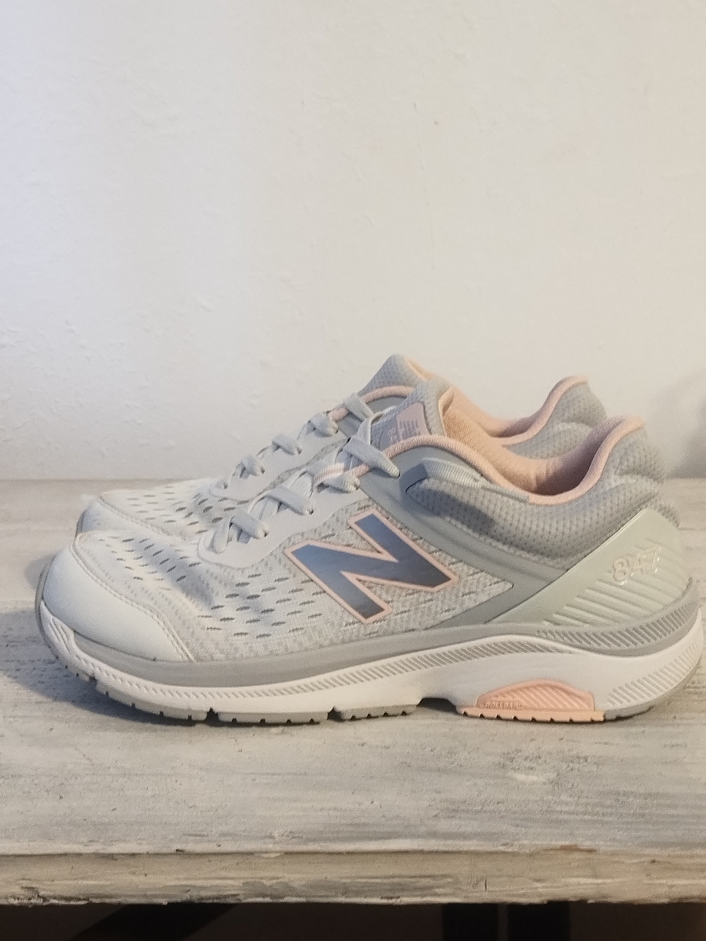 New Balance WW847LW4 Silver/Peach ,Women's Size 12